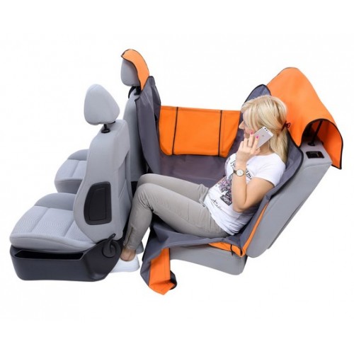 Kardiff Activ Mata samochodowa na tylne fotele z zamkiem i bokami S czarno-czerwona